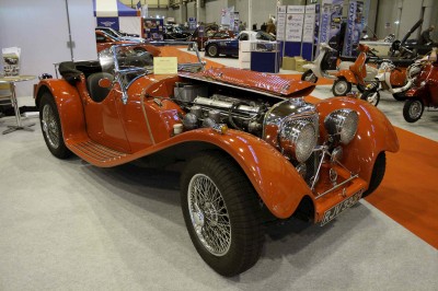 Jaguar SS100 Replica : click to zoom picture.